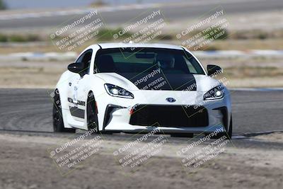 media/Oct-18-2025-Speed Ventures (Sat) [[8b3b7cf525]]/Yellow/Session 3 (Sunset)/